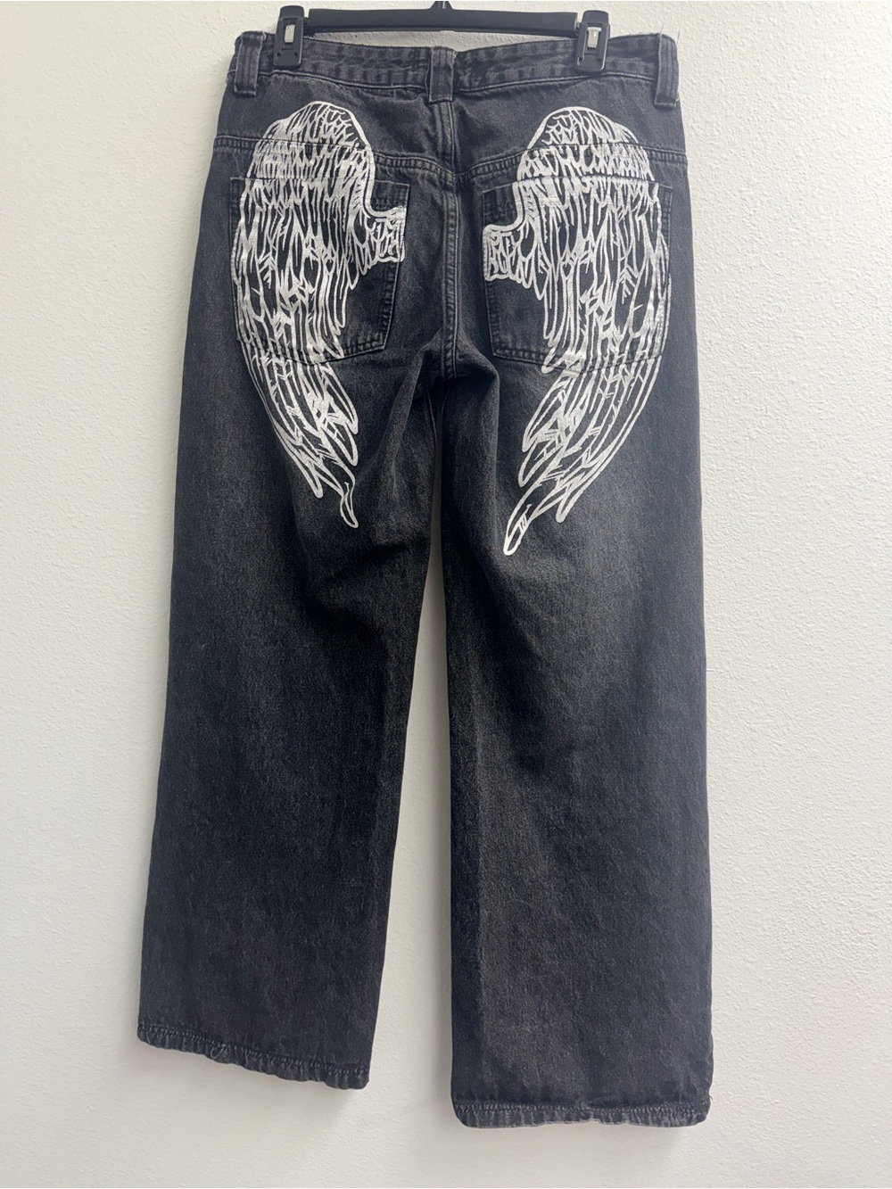 Disclosure women’s wide leg black jeans with wings size 9/29